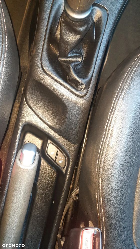 Kia Picanto 1.0 Fifa World Cup Edition - 21