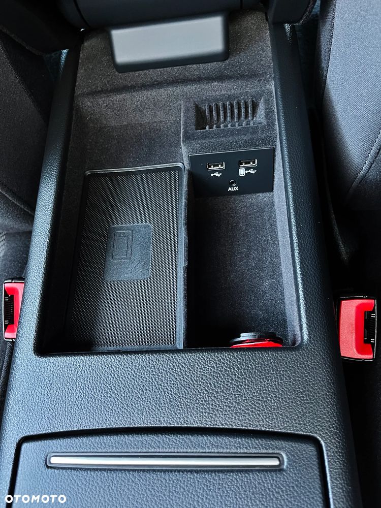 Audi A6 Avant 2.0 TDI ultra S tronic - 38