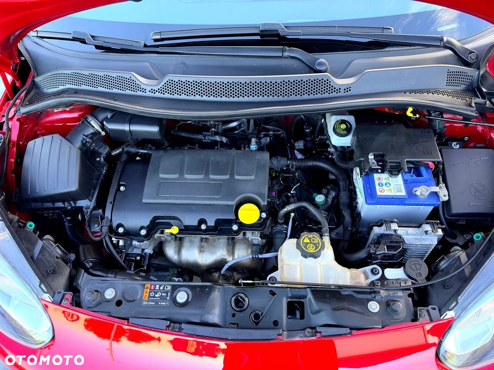 Opel Adam 1.2 Glam S&S - 8
