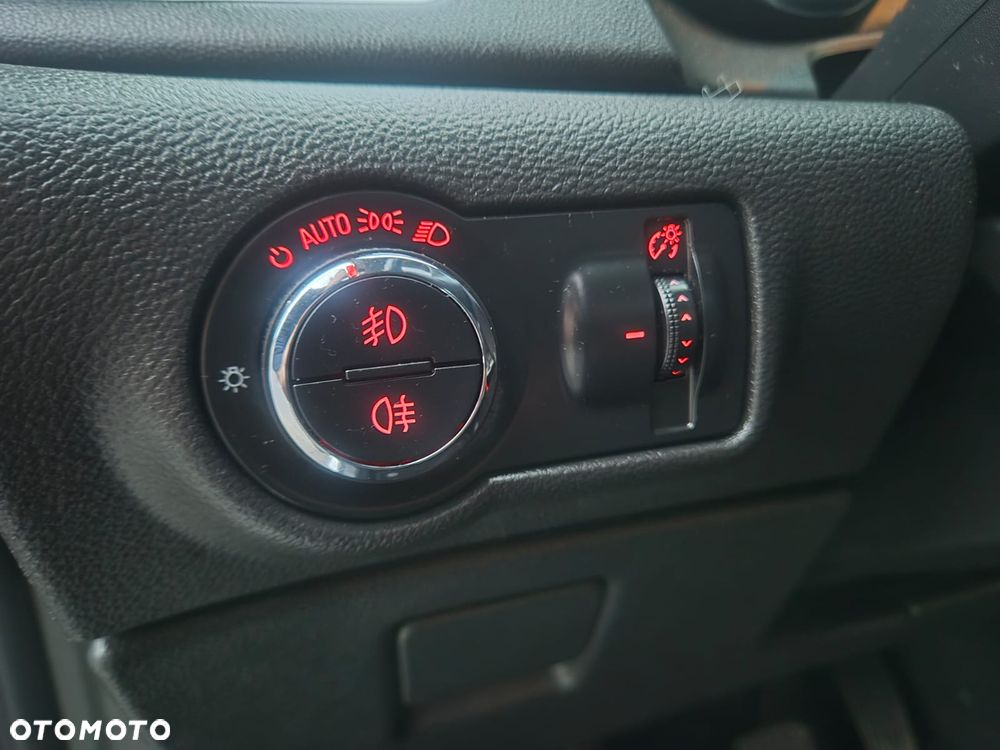 Opel Astra - 19