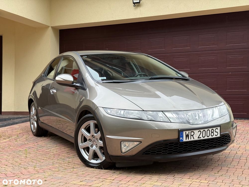 Honda Civic 1.8 Executive - 18