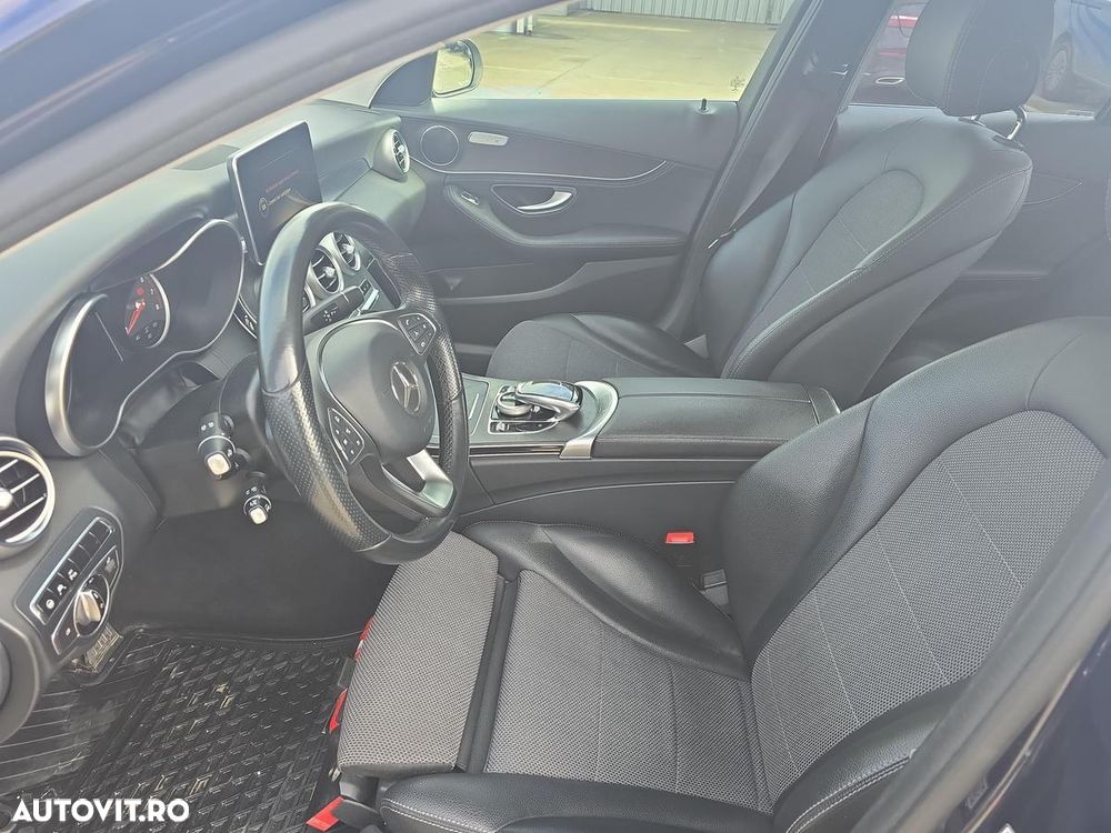 Mercedes-Benz C 250 - 13