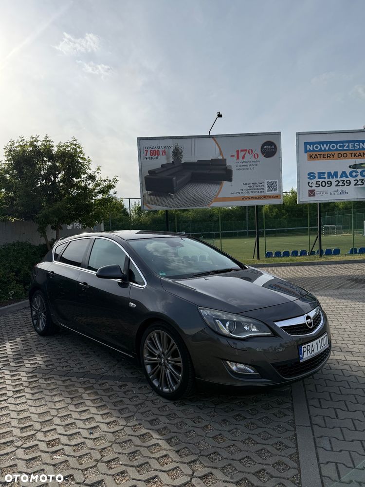 Opel Astra 1.6 Turbo Innovation - 2