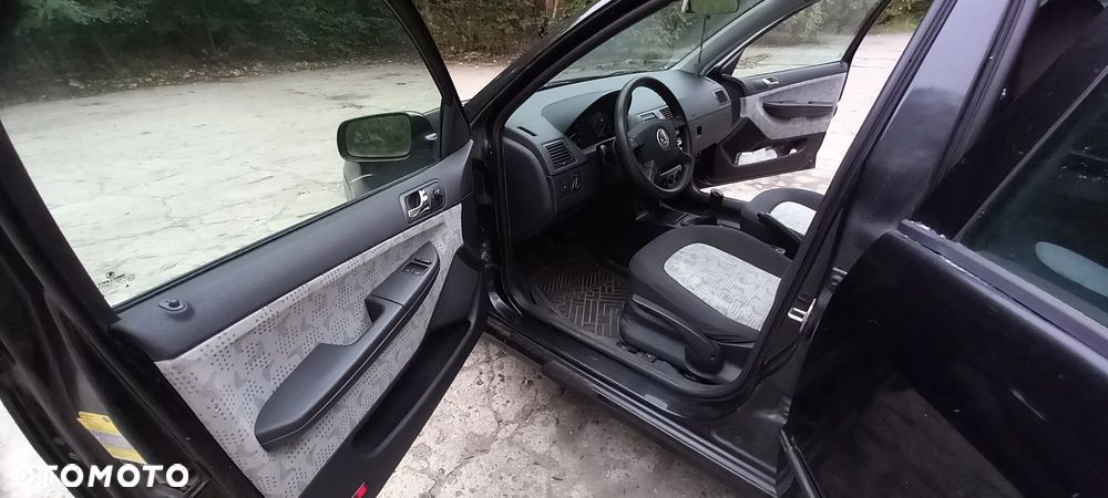 Skoda Fabia 1.4 16V Combi Classic - 15