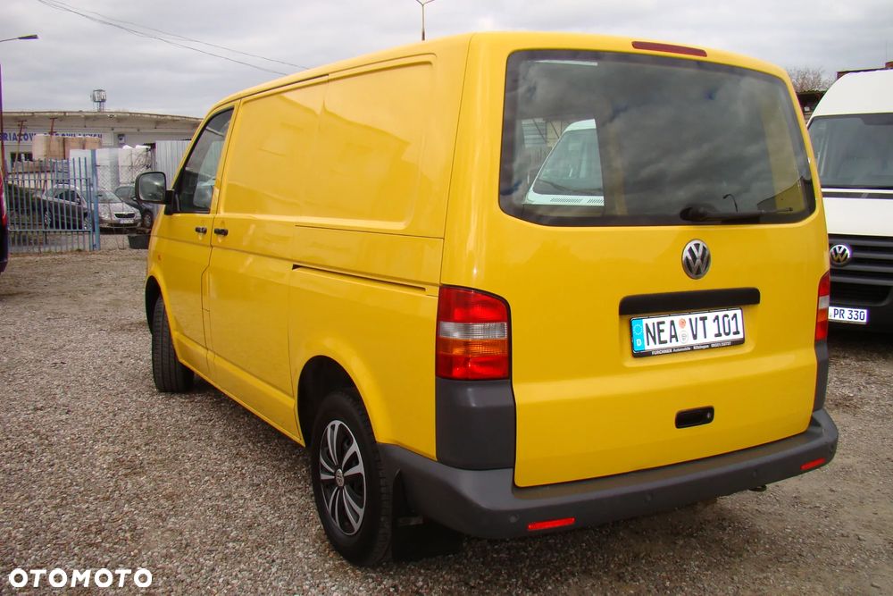 Volkswagen Transporter - 3