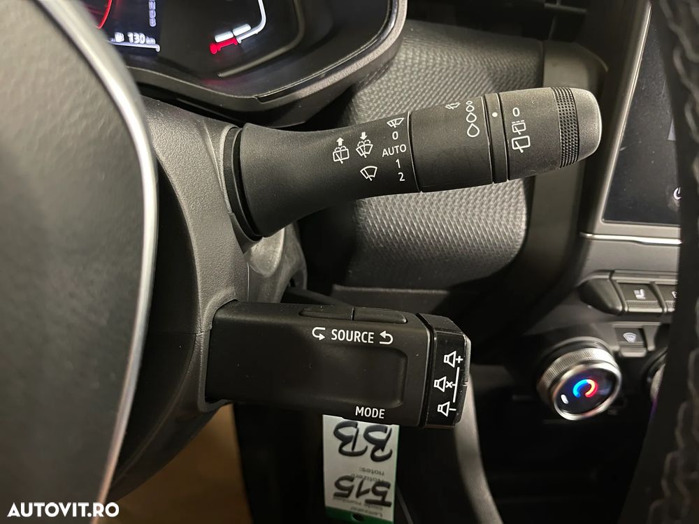 Renault Clio V E-Tech 145 Evolution - 21