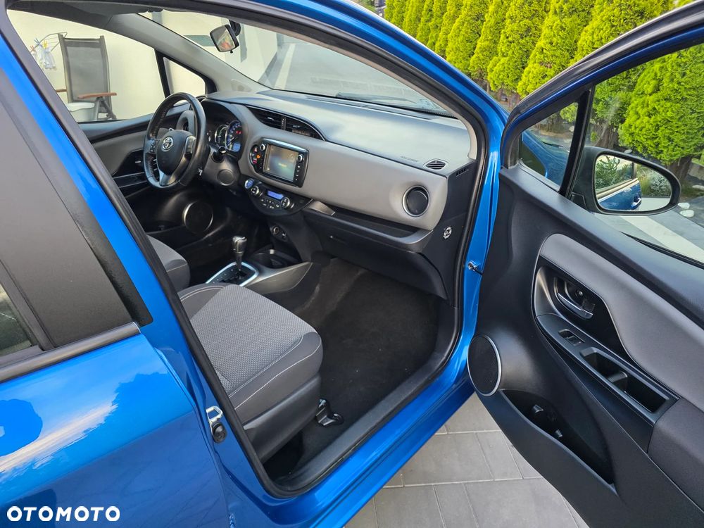 Toyota Yaris - 16
