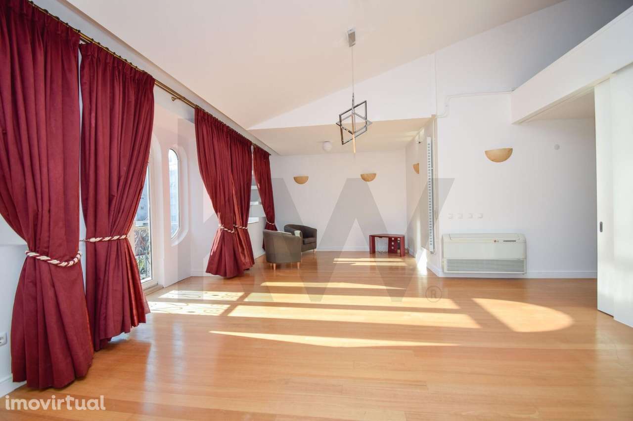 Penthouse duplex exclusiva com terraço privado nas Avenidas Novas - Grande imagem: 4/31