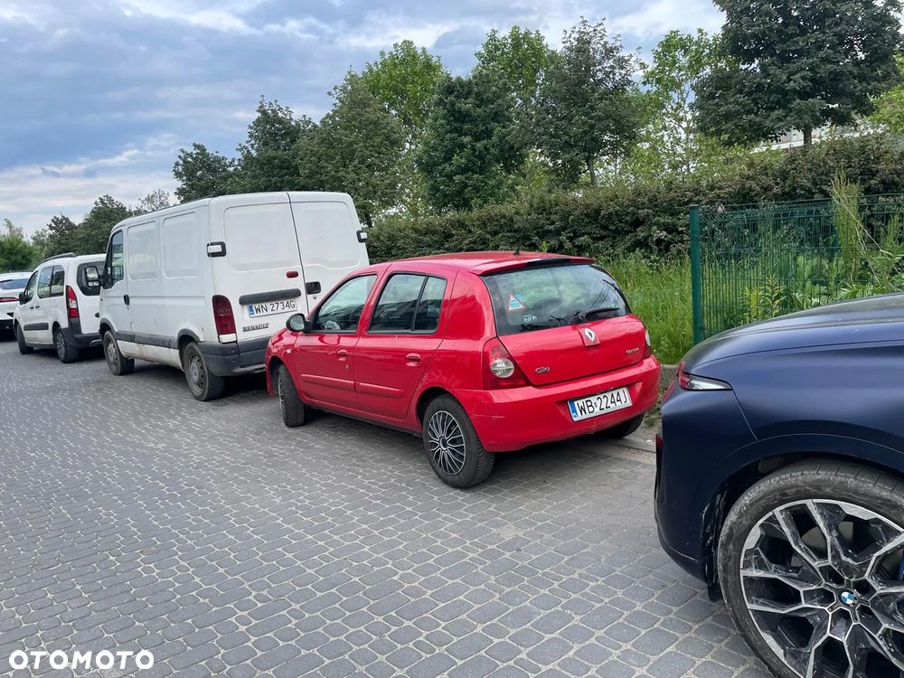Renault Clio 1.2 16V Alize - 15