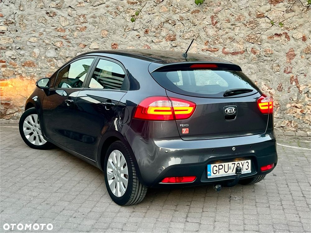 Kia Rio 1.4 XL - 1