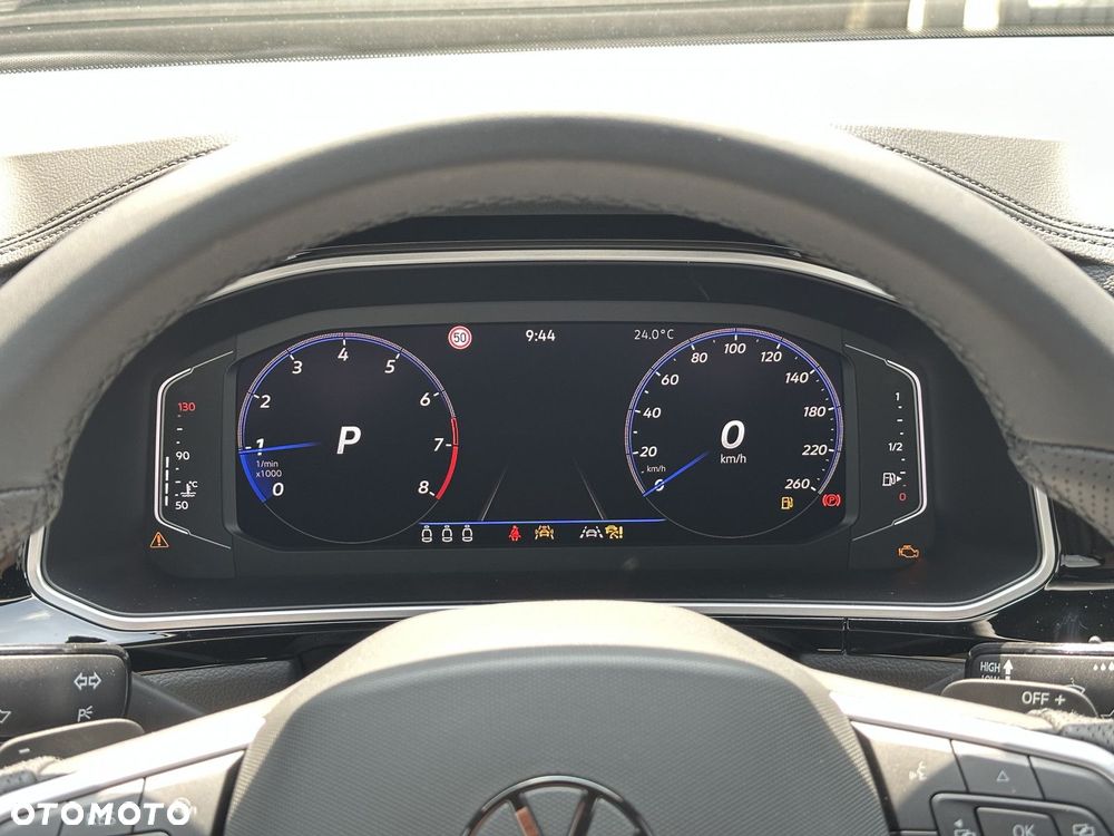 Volkswagen T-Roc 1.5 TSI R-Line DSG - 17