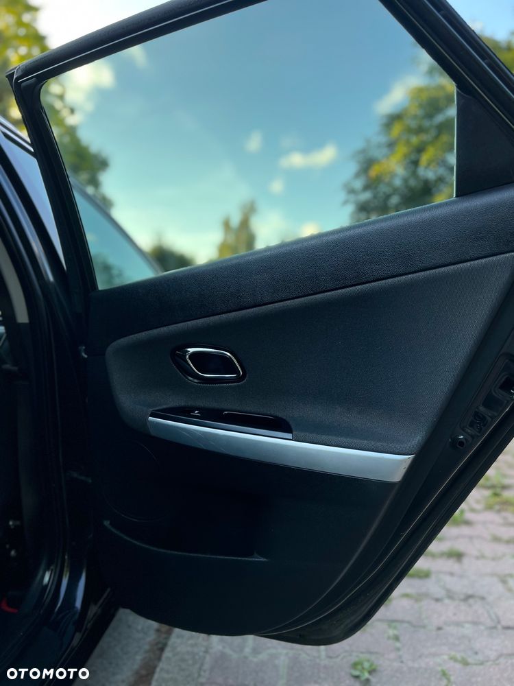 Kia Ceed 1.6 GDI Platinum Edition - 18