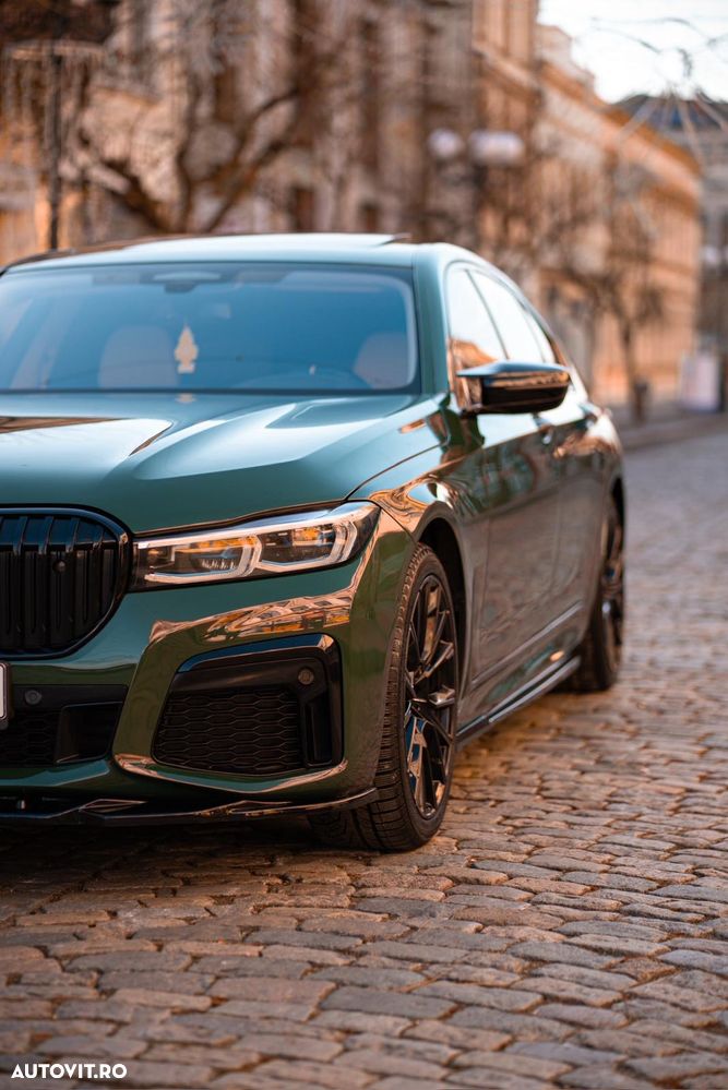 BMW Seria 7 750i xDrive - 15