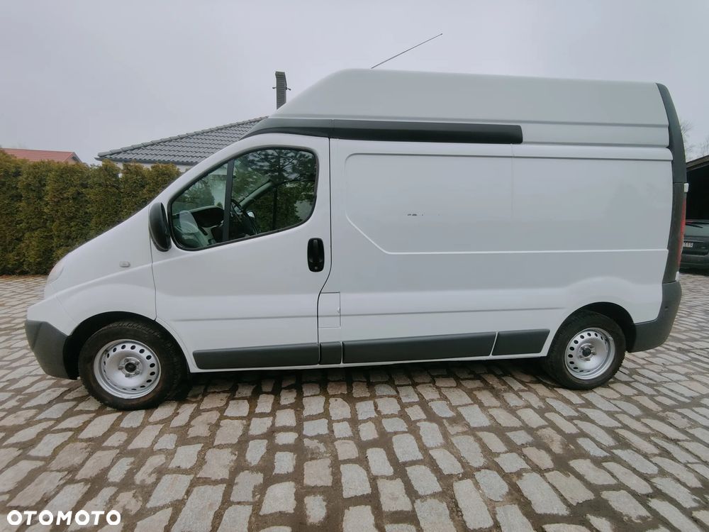 Renault Trafic L2H2 2,0DCI 115 - 5