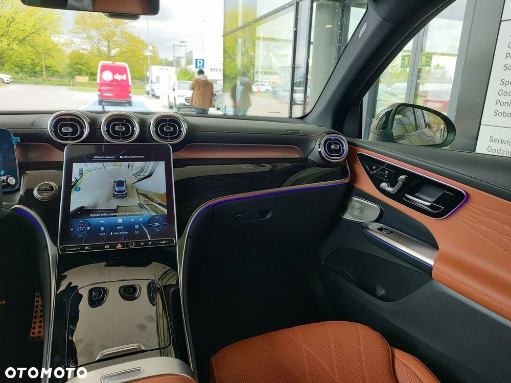Mercedes-Benz GLC - 12
