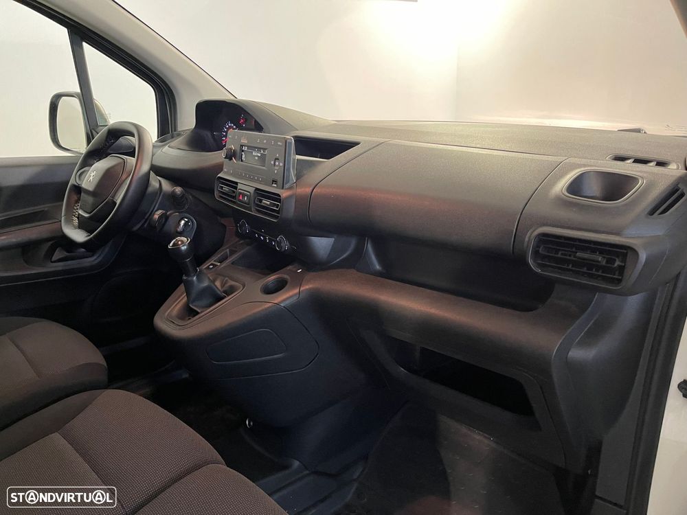 Peugeot Partner 1.5 BlueHDi Asphalt Longa - 13