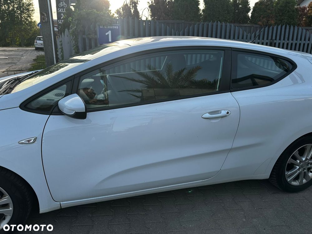 Kia ProCeed - 37