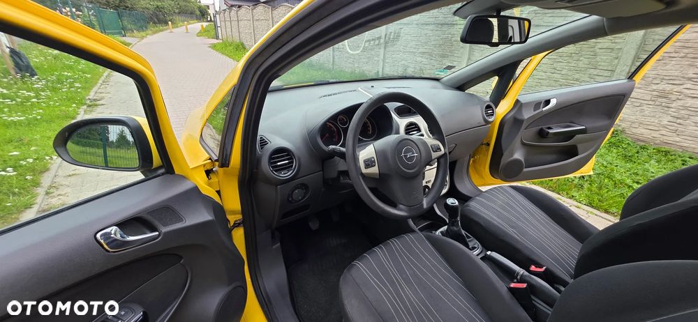 Opel Corsa 1.4 16V Innovation - 19