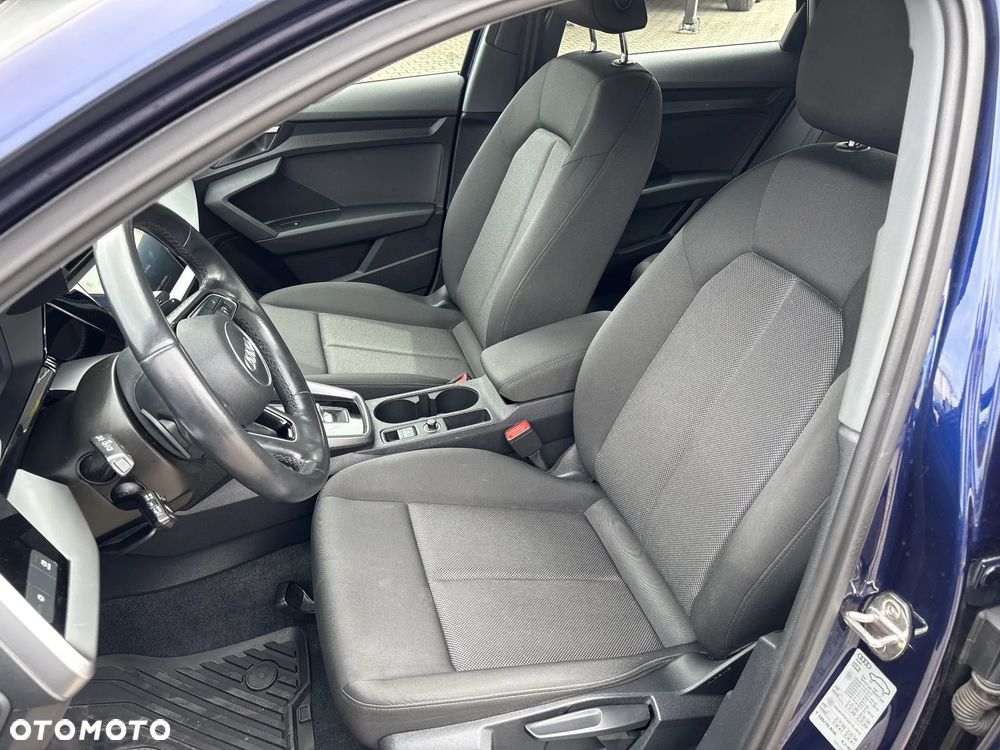 Audi A3 Sportback 30 TDI S tronic - 11