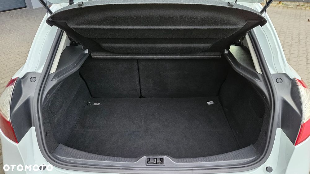 Renault Megane 1.6 16V 110 Night and Day - 23