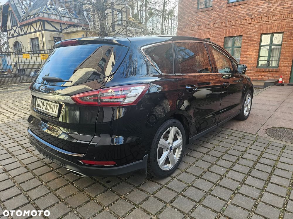 Ford S-Max 2.0 TDCi Titanium PowerShift - 4