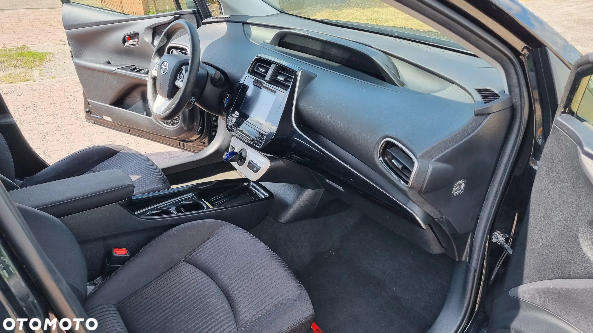 Toyota Prius 1.8 Hybrid Executive - 24