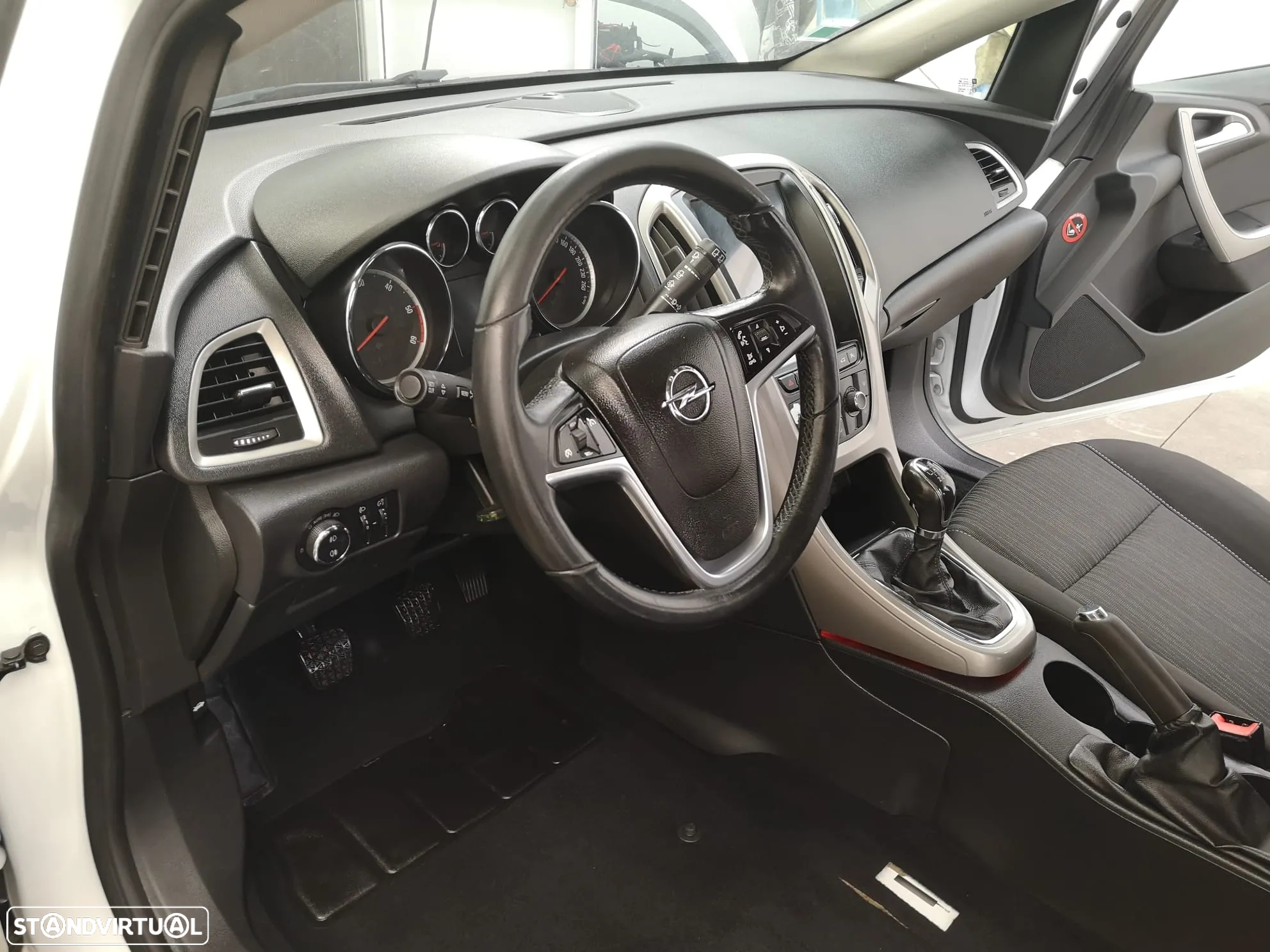 Opel Astra 1.3 CDTi Enjoy - 6