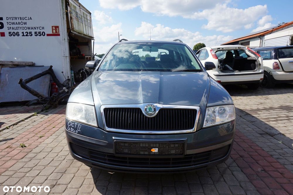 MASKA ZDERZAK BŁOTNIKI LAMPY OCTAVIA II 1Z5 9901 LV7F  SKODA 2004-2008 SZARY PRZÓD KOMPLETNY - 1
