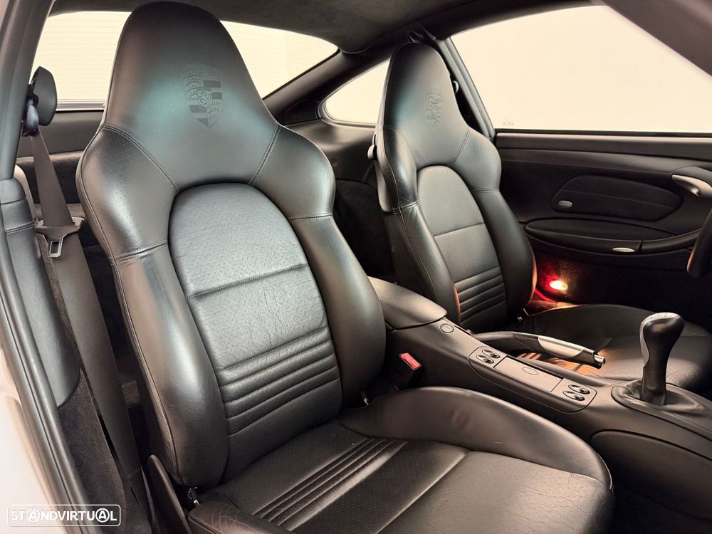 Porsche 911 (996) GT2 - 16