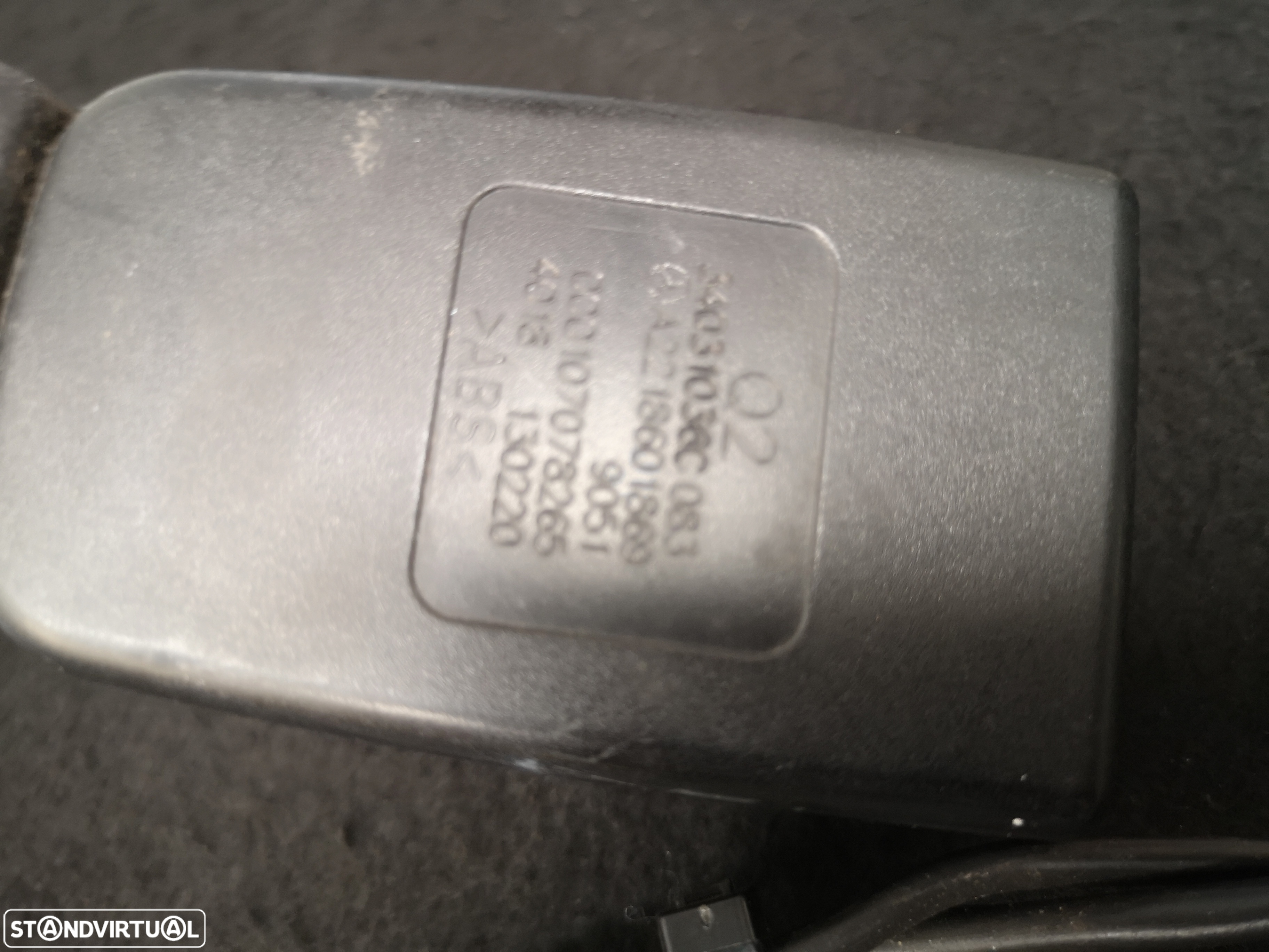 Cinto de Segurança frente direita Pre-tensor  Mercedes w221 class S 2006+ - 3