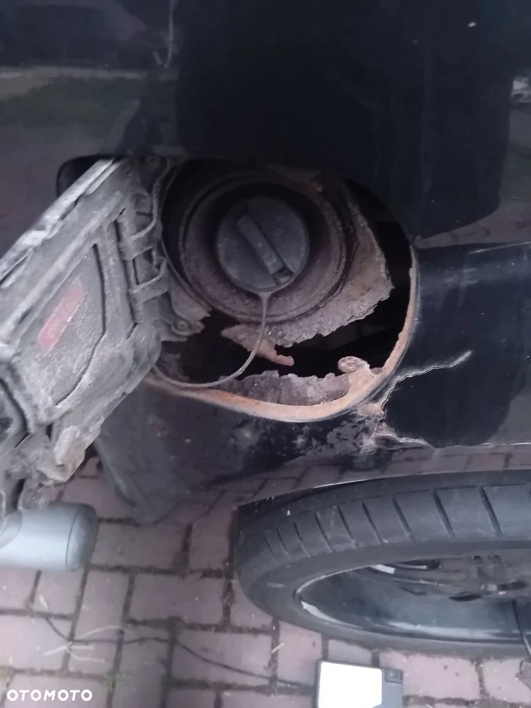 Nissan Navara 2.5 D R-Black - 6