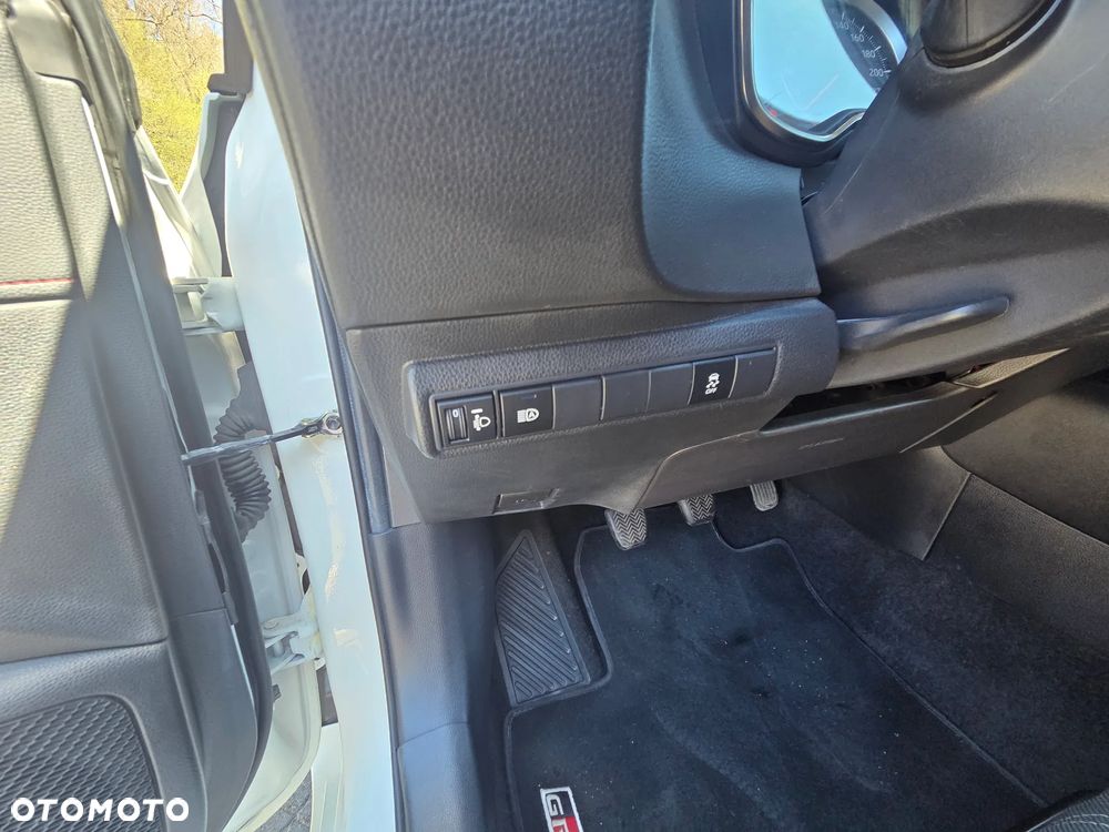 Toyota Corolla 1.2 T Active - 28