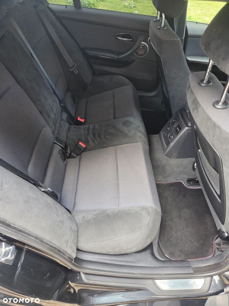 BMW Seria 3 ver-325d-m-sport-shadow - 16