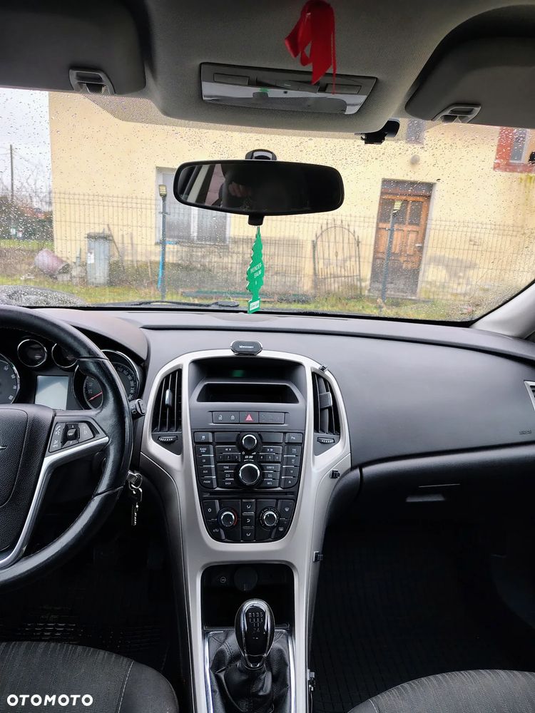 Opel Astra 1.6 - 9