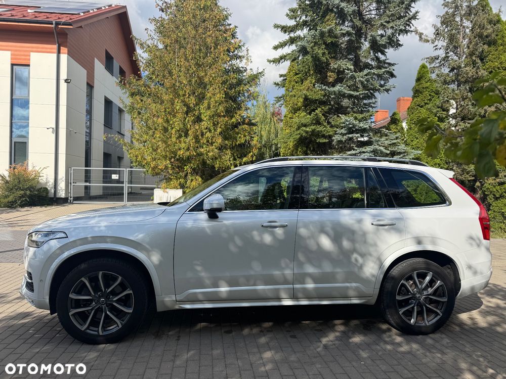Volvo XC 90 D5 AWD Geartronic Momentum - 8
