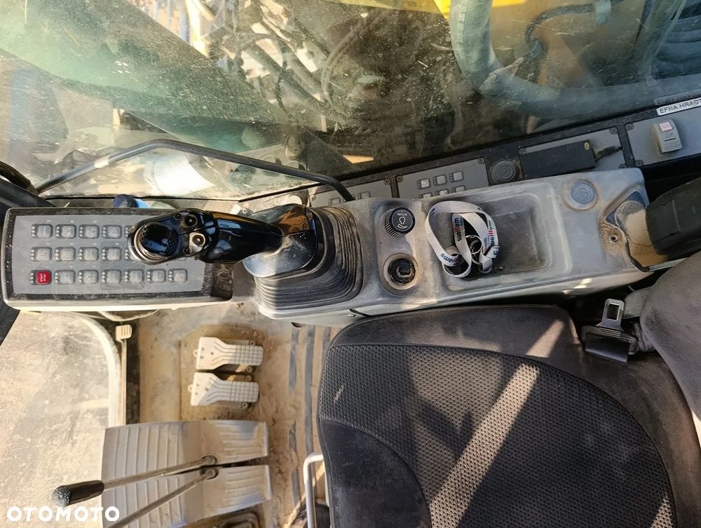 Liebherr R 914 Compact - 26