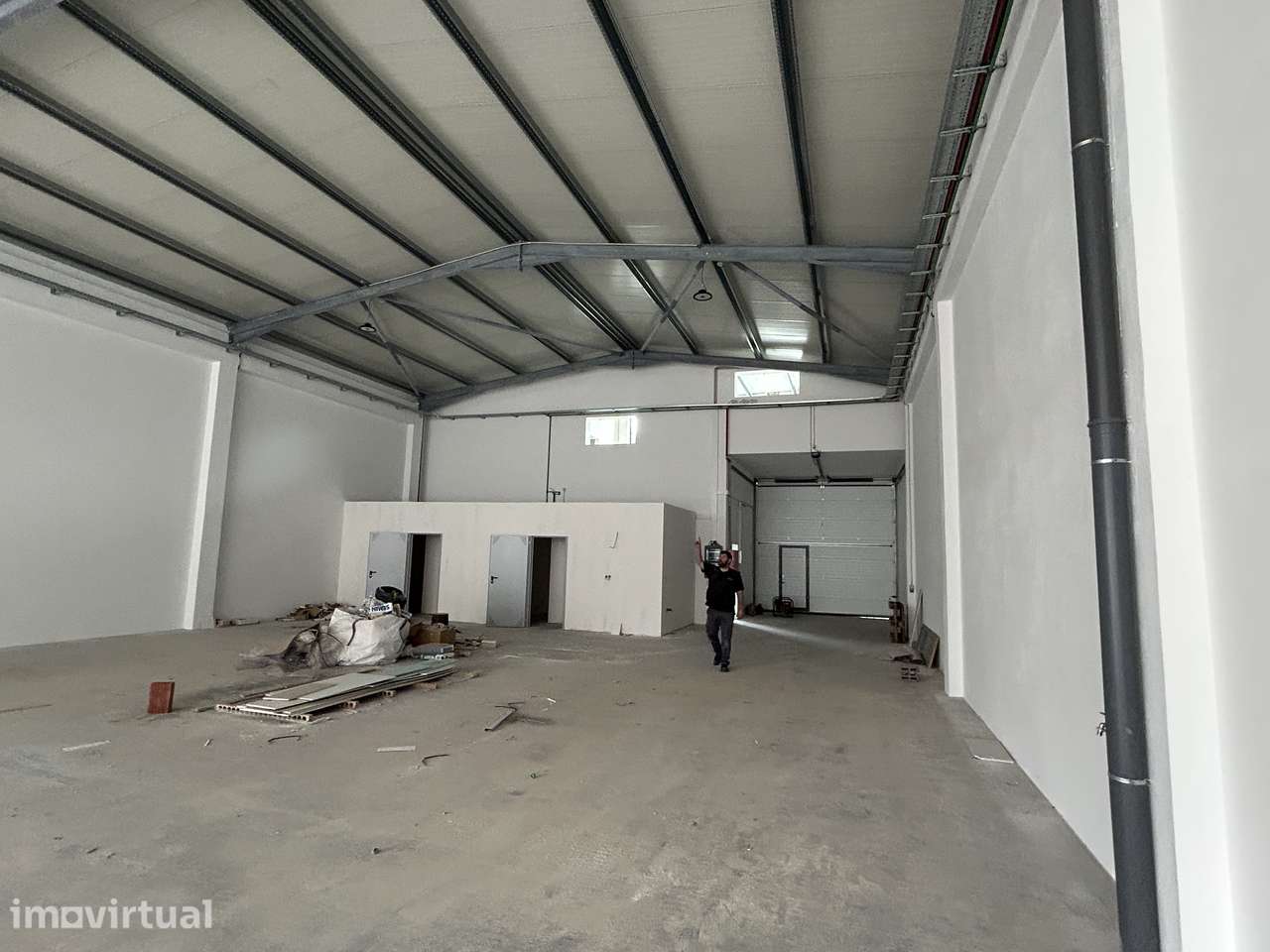 Vendo Pavilhão Industrial , novo, com uma área total de 530m2 - Grande imagem: 4/8
