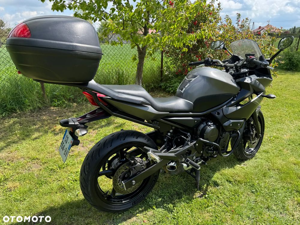 Yamaha XJ - 9