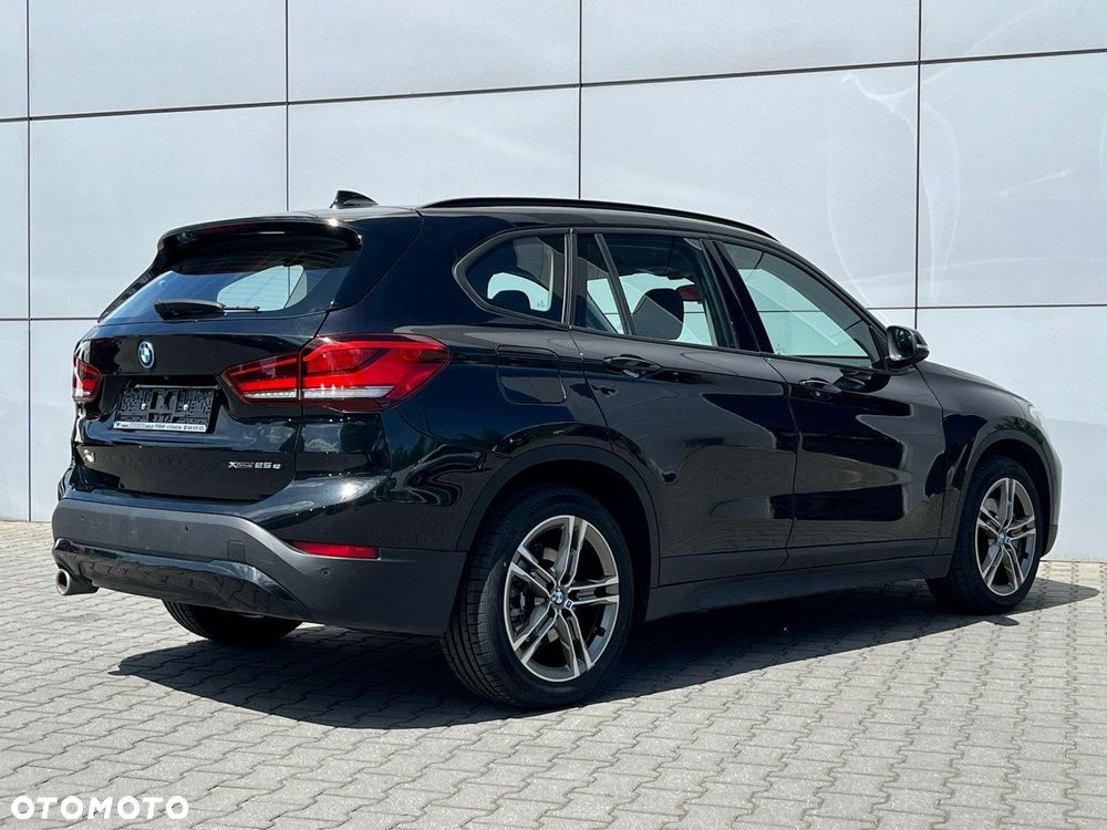BMW X1 xDrive25e Advantage - 9