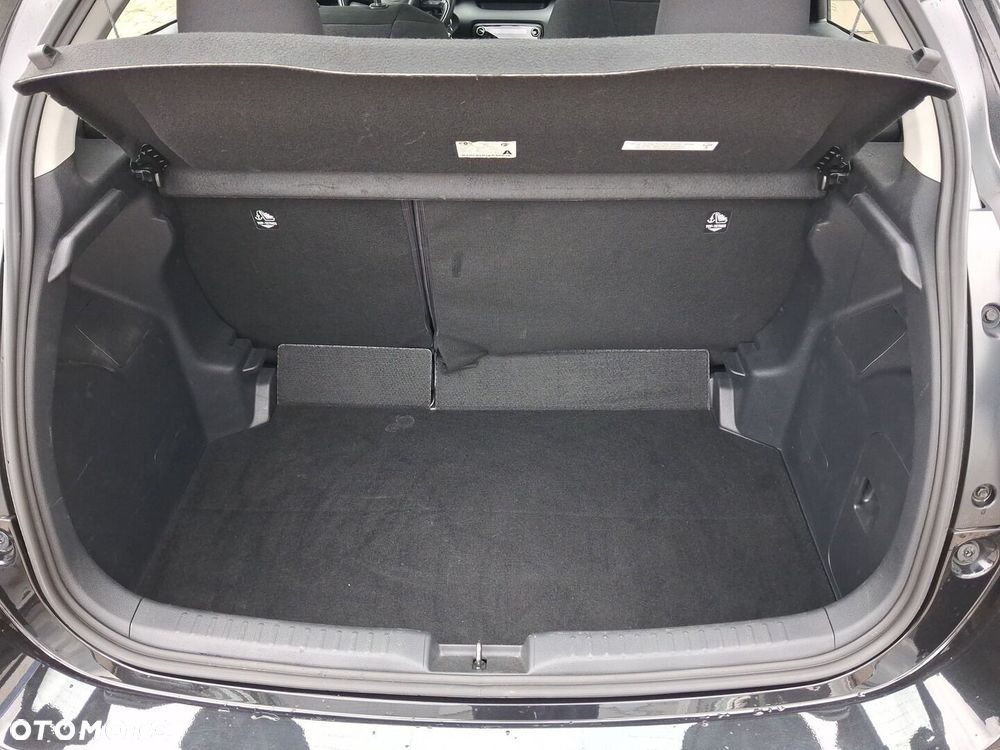 Toyota Yaris Hybrid 1.5 Comfort - 12