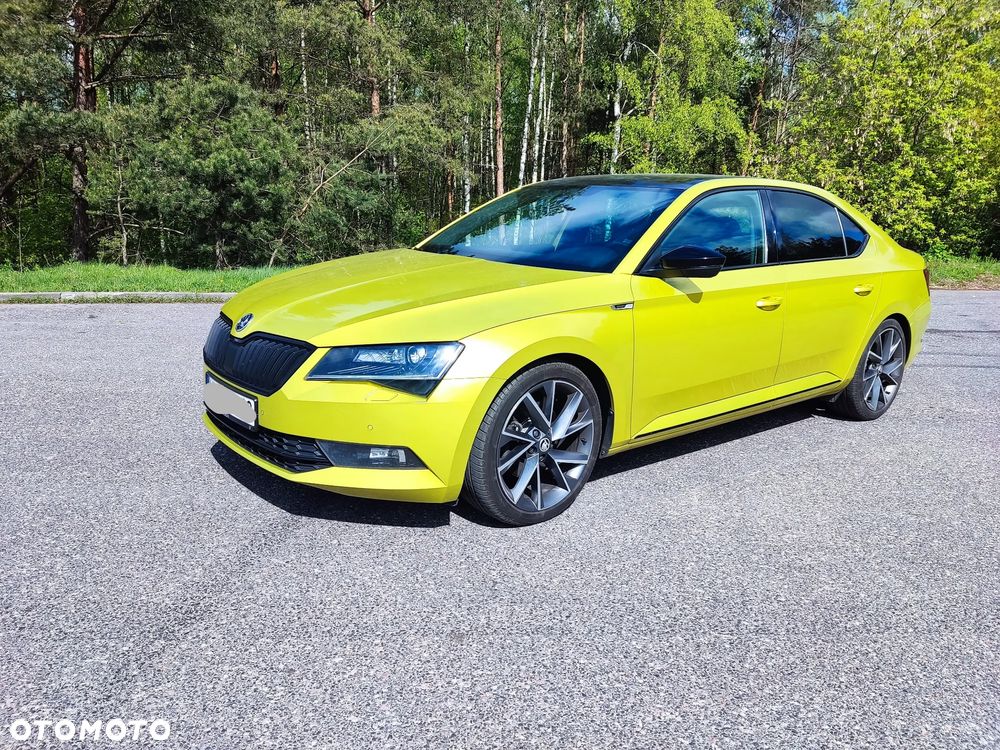 Skoda Superb 2.0 TDI Sportline - 1
