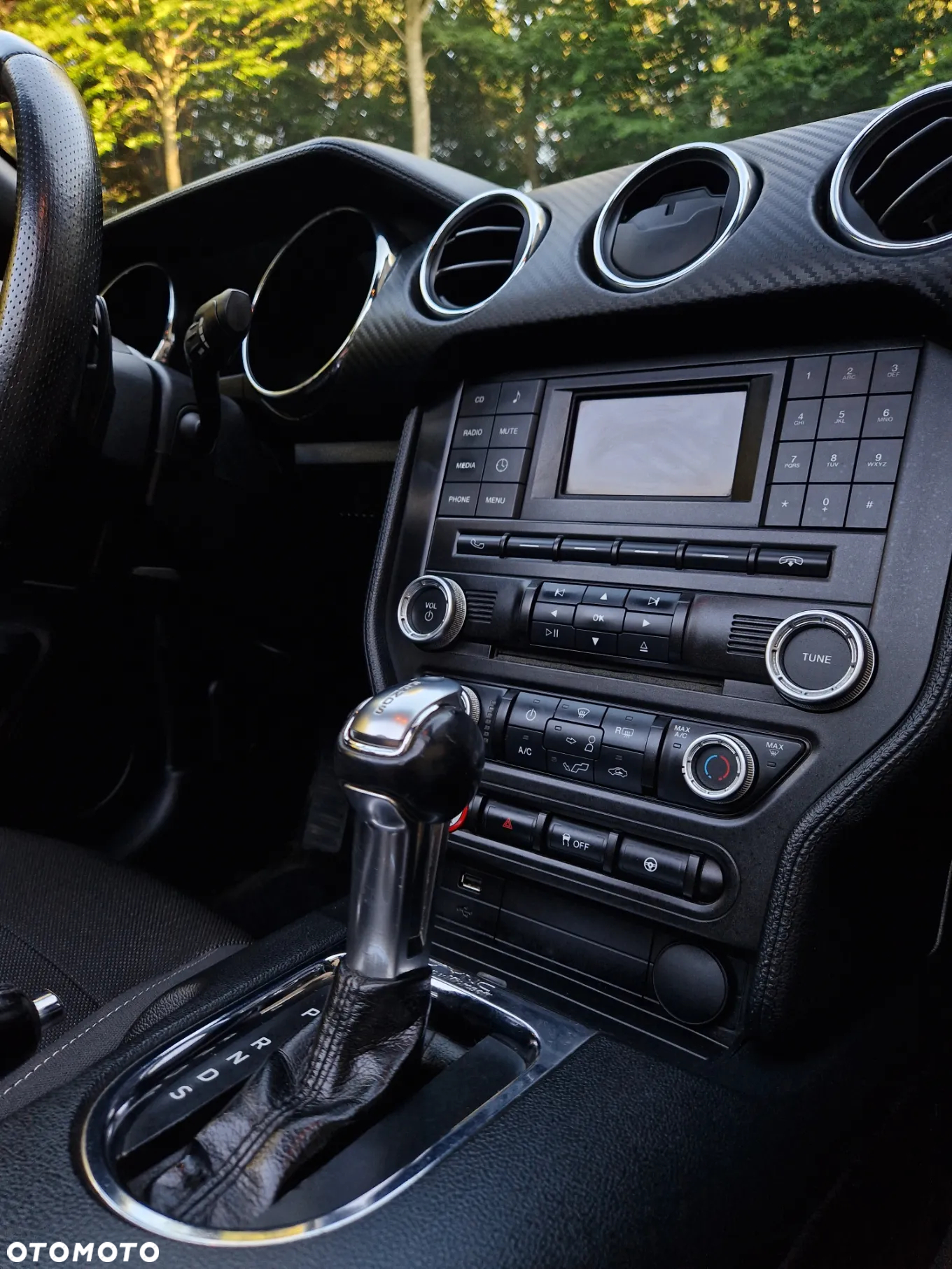 Ford Mustang 3.7 V6 - 17