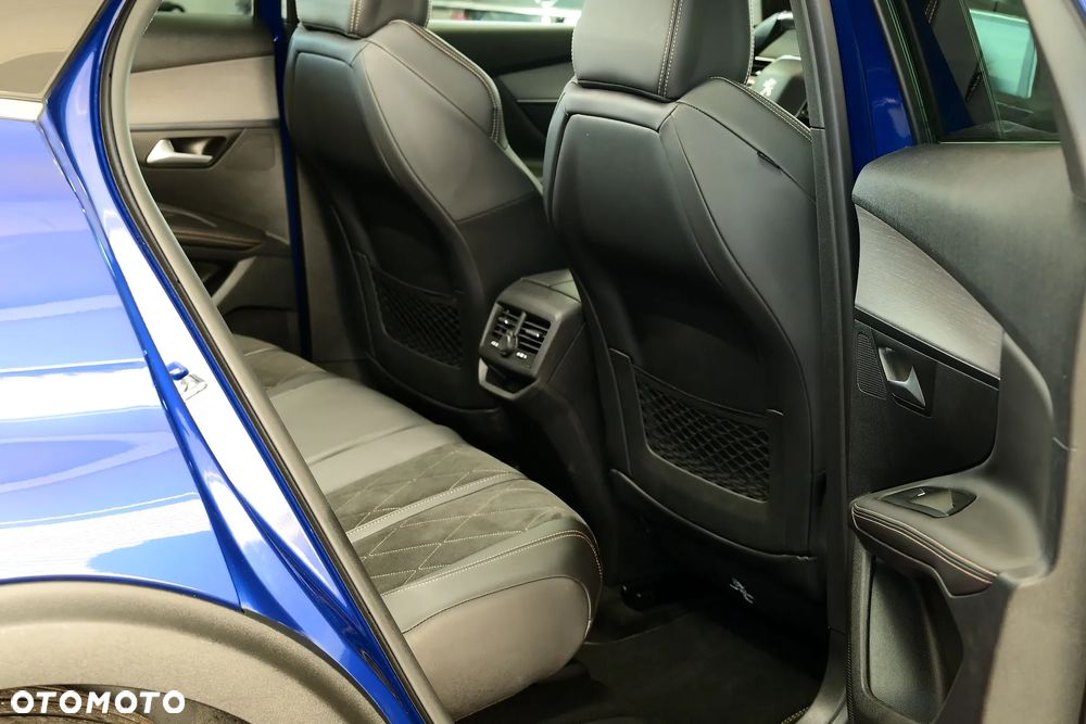 Peugeot 3008 2.0 BlueHDi GT S&S EAT8 - 11