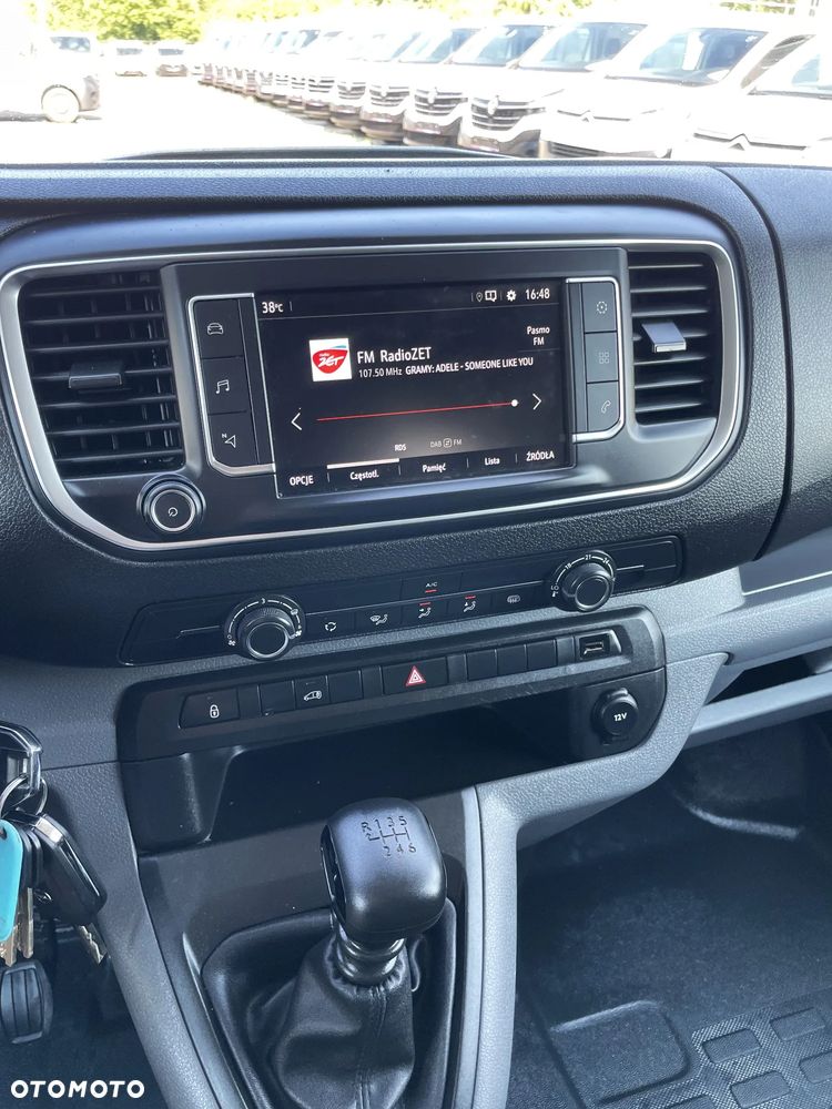 Opel Vivaro - 8