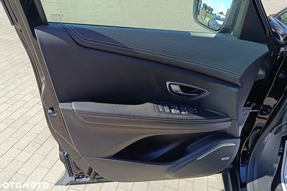 Renault Grand Scenic Energy TCe 130 S&S Bose Edition - 19