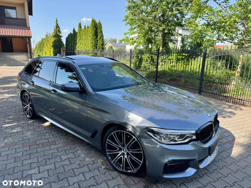 BMW Seria 5 520d M Sport - 2