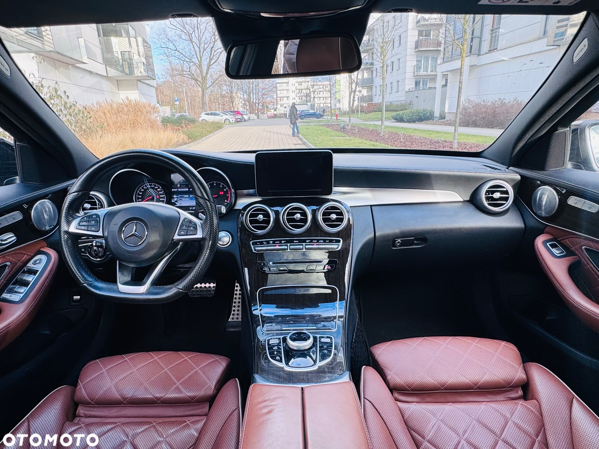 Mercedes-Benz Klasa C AMG 43 4-Matic - 21