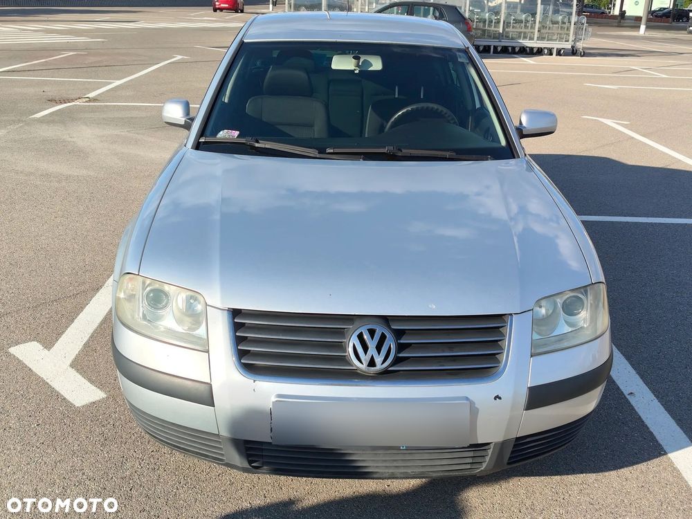 Volkswagen Passat 1.9 TDI Basis - 5