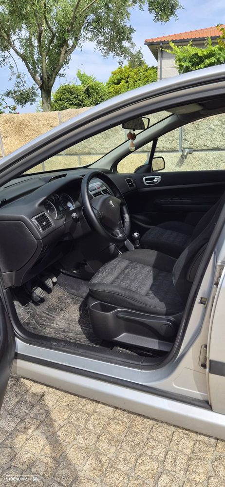 Peugeot 307 1.4 HDi Premium - 5