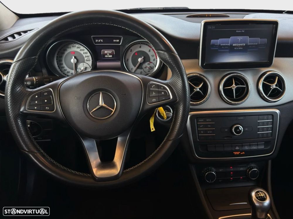 Mercedes-Benz CLA 200 - 14